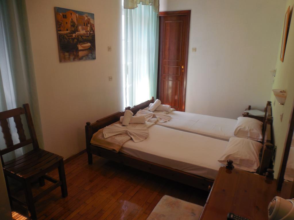 Adonis Rooms Скопелос Екстер'єр фото