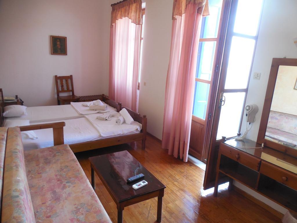 Adonis Rooms Скопелос Екстер'єр фото