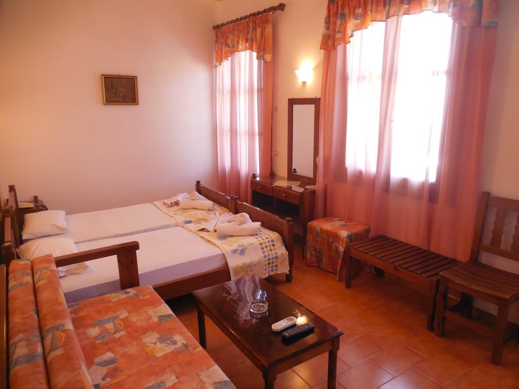 Adonis Rooms Скопелос Екстер'єр фото