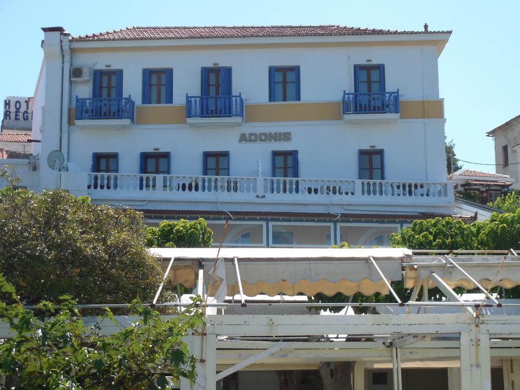 Adonis Rooms Скопелос Екстер'єр фото